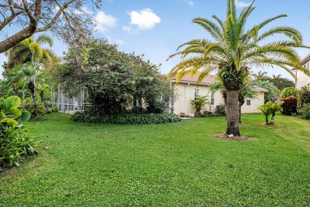 2813 Augusta Ln, Homestead, FL 33035 - view of green lawn