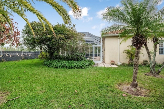 2813 Augusta Ln, Homestead, FL 33035 - view of yard featuring glass enclosure