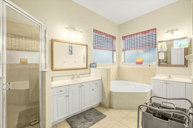 2813 Augusta Ln, Homestead, FL 33035 - full bath featuring a shower stall, two vanities, and a bath