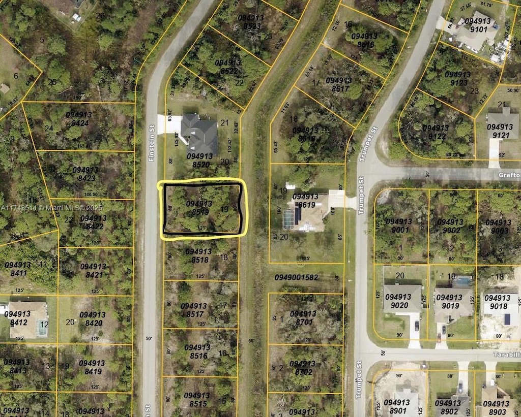 EINSTEIN St, North Port, FL 34291 - photo 2