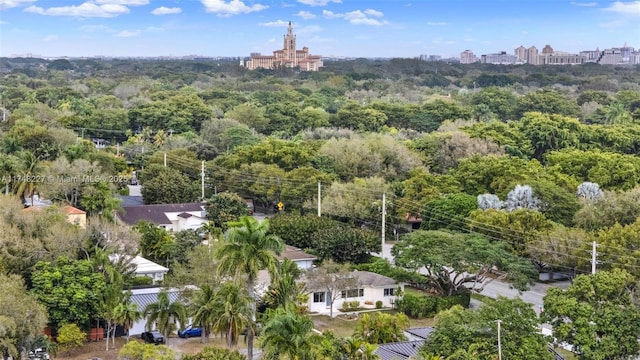 bird's eye view with a view of city