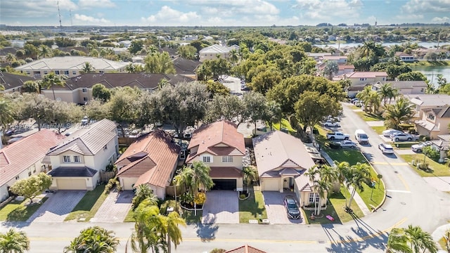 drone / aerial view featuring a residential view