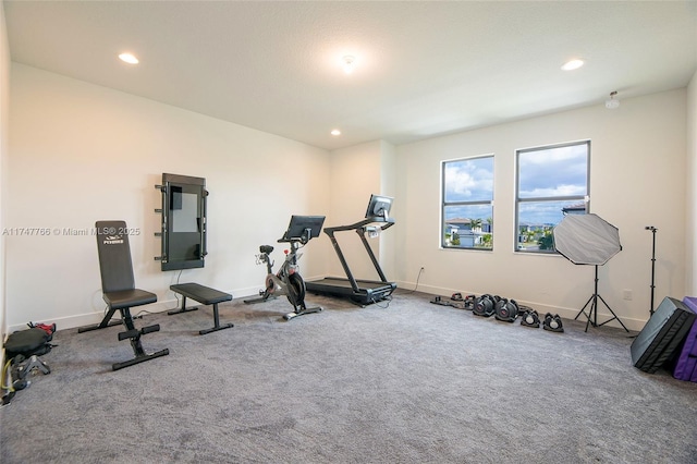 workout area with baseboards, carpet, and recessed lighting