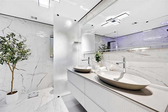 8851 SW 208th Ter, Cutler Bay, FL 33189 - full bath featuring stone wall and a sink