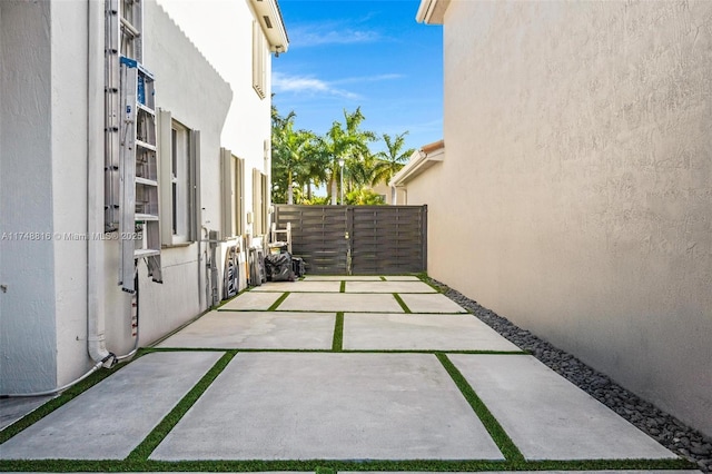 8851 SW 208th Ter, Cutler Bay, FL 33189 - view of patio / terrace with a gate and fence