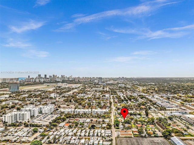 bird's eye view with a view of city