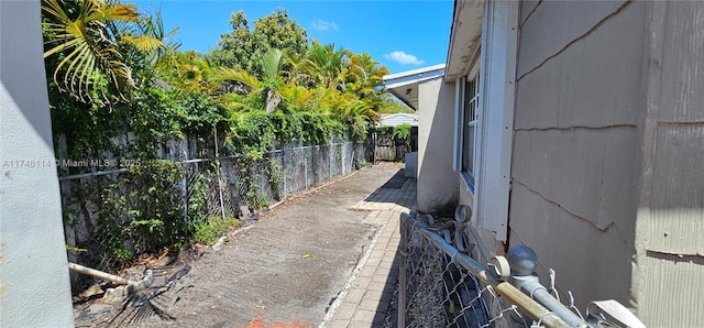 3015 SW 24th Ter, Miami, FL 33145 - view of patio / terrace