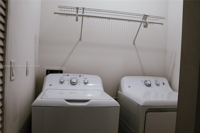 2915 65th St W, Lehigh Acres, FL 33971 - washroom featuring washer and dryer