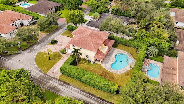 drone / aerial view featuring a residential view