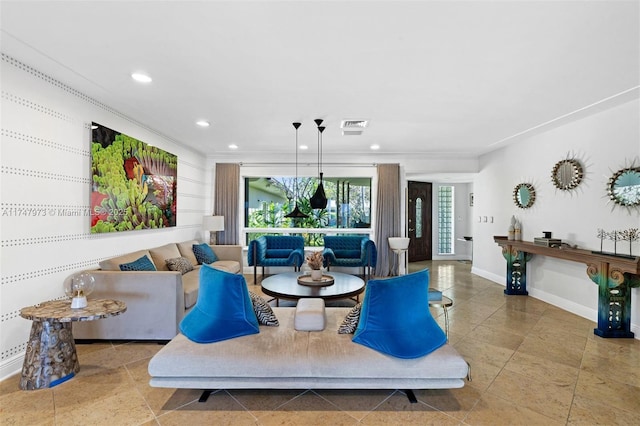 living area with crown molding, recessed lighting, visible vents, and baseboards