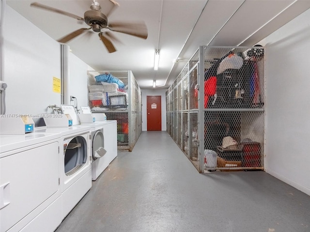 common laundry area featuring washer and dryer and ceiling fan