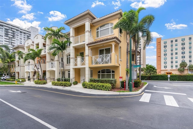 18408 NE 27th Ct Unit 18408, Aventura, FL 33160 - view of apartment building / complex