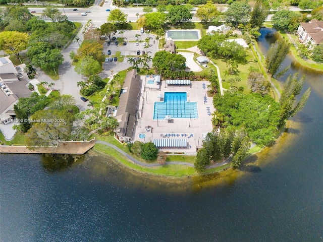 bird's eye view with a water view