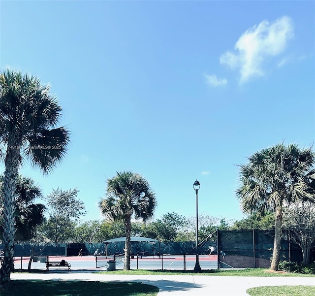 3800 Oaks Clubhouse Dr Unit 112, Pompano Beach, FL 33069 - view of tennis court