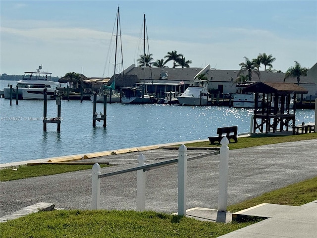 Listing photo 2 for 1007 Nettles Blvd, Jensen Beach FL 34957