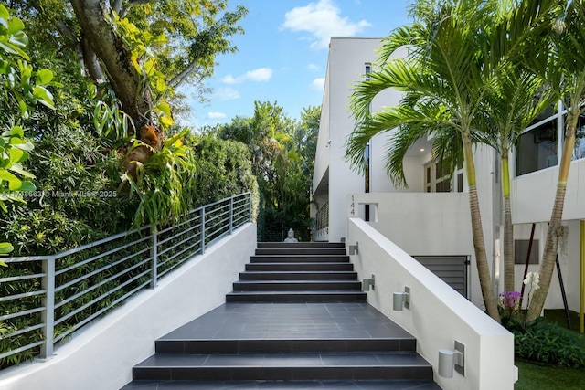144 N Prospect Dr, Coral Gables, FL 33133 - view of stairway