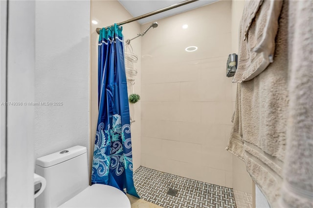1820 N 27th Ave, Hollywood, FL 33020 - bathroom featuring toilet and a tile shower