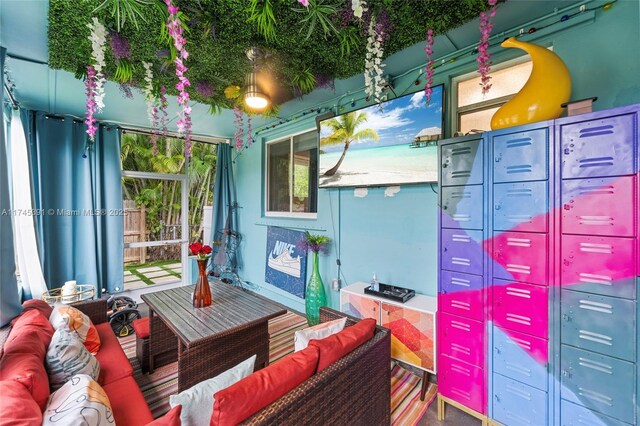 431 NE 110th Ter, Miami, FL 33161 - view of sunroom