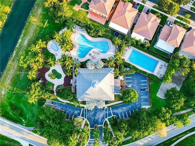 bird's eye view with a residential view