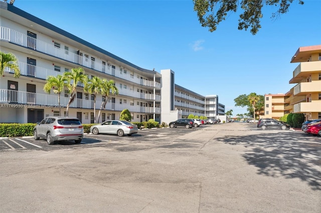 445 NE 195th St Unit 324, Miami, FL 33179 - view of property with uncovered parking
