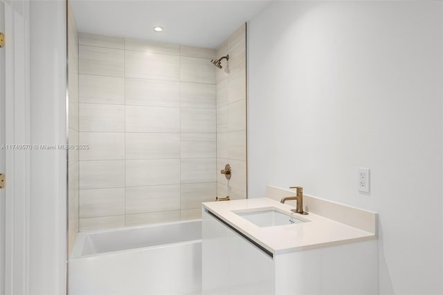 full bath with vanity and shower / bathtub combination