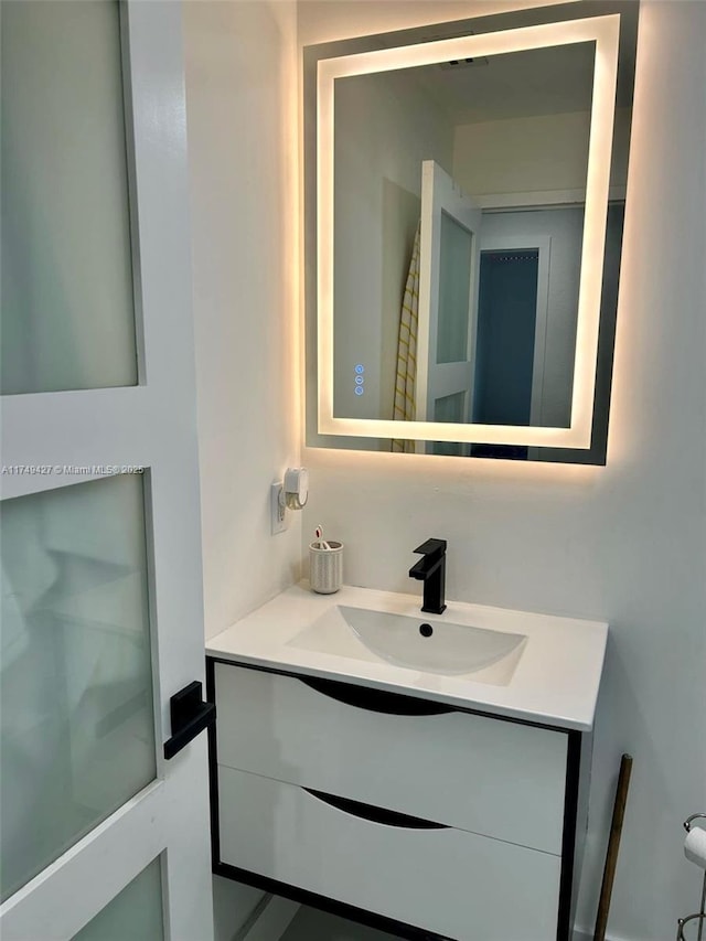 bathroom with vanity