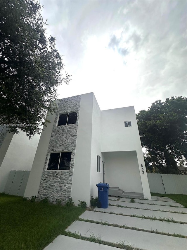 532 NW 17th Ave, Fort Lauderdale, FL 33311 - photo 1