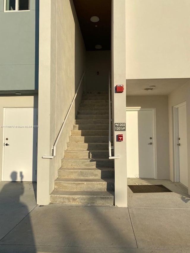 2561 NE 193rd St Unit 1202, Miami, FL 33180 - view of staircase