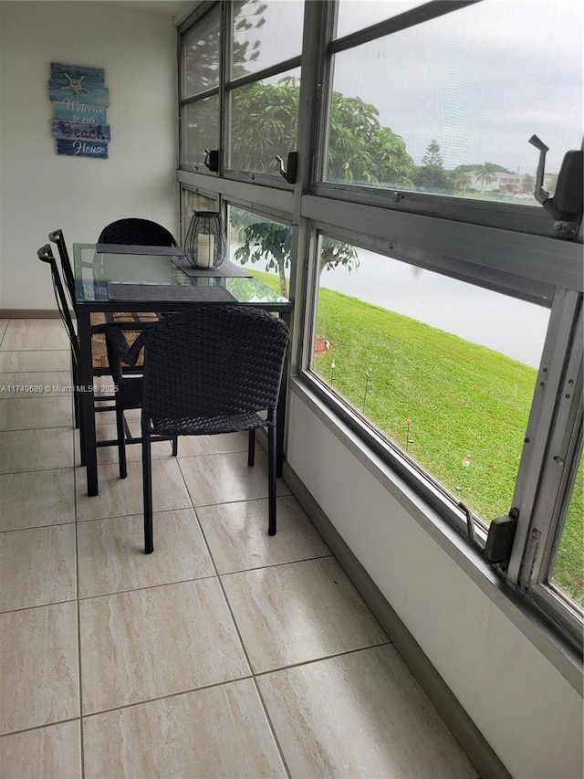 view of sunroom / solarium