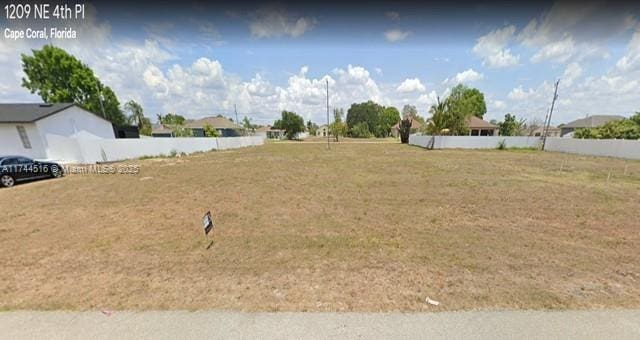 1209 NE 4th Pl, Cape Coral FL, 33909 land for sale