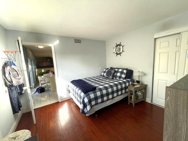8415 SW 107th Ave Unit 363W, Miami, FL 33173 - bedroom with wood finished floors and baseboards
