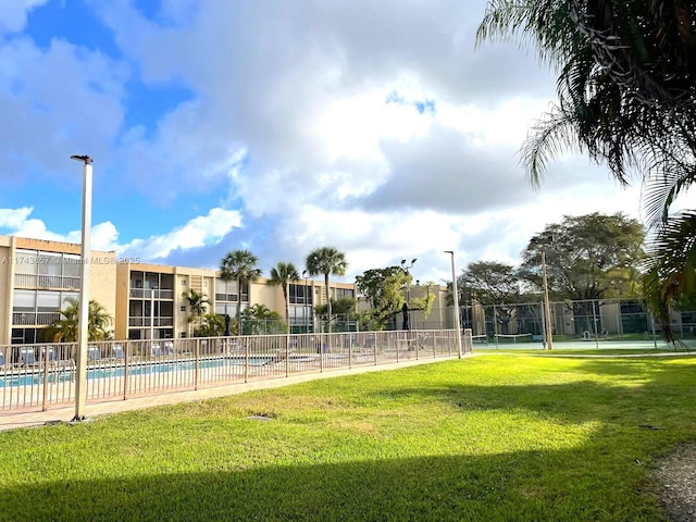 8415 SW 107th Ave Unit 363W, Miami, FL 33173 - view of community featuring a pool