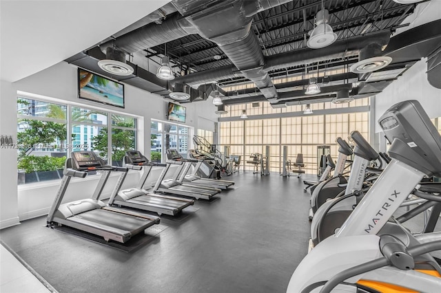 1250 S Miami Ave Unit 2214, Miami, FL 33130 - workout area with baseboards and a high ceiling