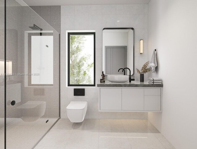 702 NW 5th Ave, Delray Beach, FL 33444 - bathroom featuring tiled shower, toilet, tile walls, vanity, and tile patterned floors