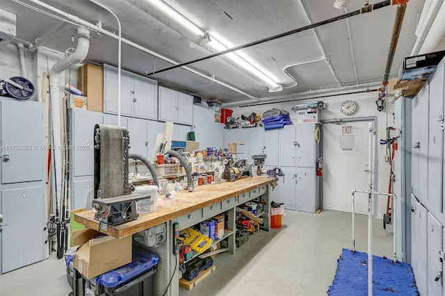 1505 N Riverside Dr Unit 604, Pompano Beach, FL 33062 - below grade area with a workshop area
