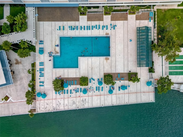 300 Bayview Dr Unit 807, Sunny Isles Beach, FL 33160 - aerial view of a pool