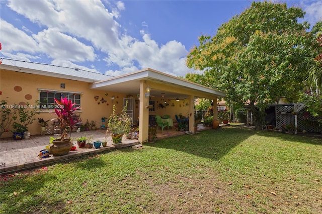 view of yard with a patio