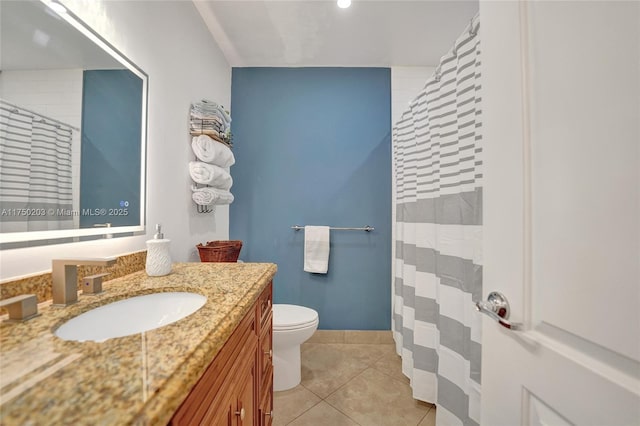 5300 Washington St Unit I203, Hollywood, FL 33021 - bathroom with tile patterned floors, toilet, vanity, and a shower with curtain