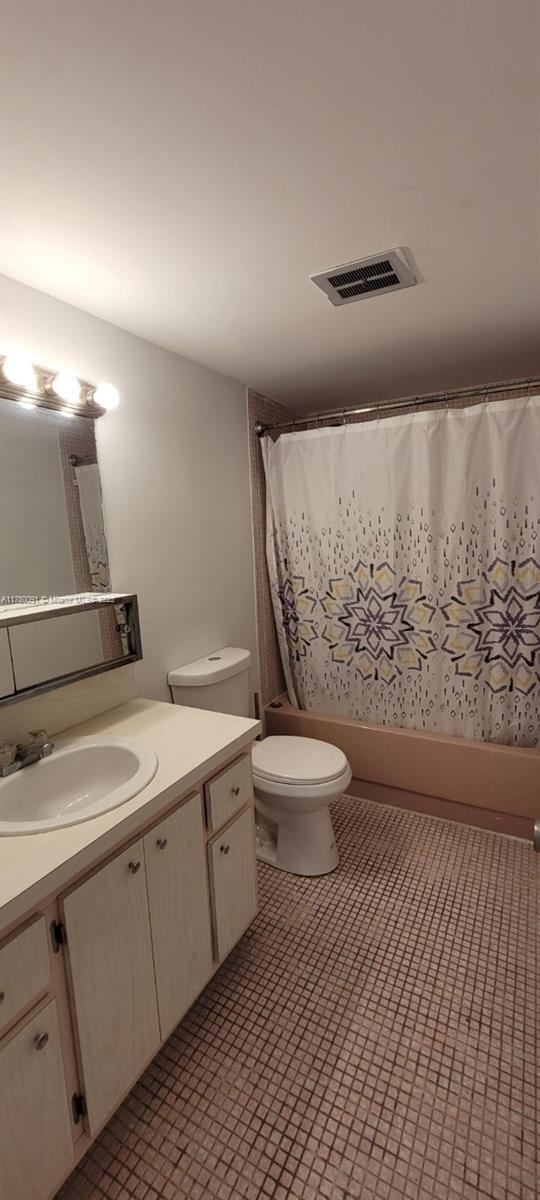 1450 NE 191st St Unit 205, Miami, FL 33179 - photo 7
