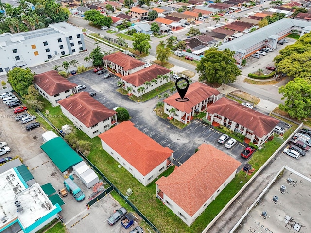 birds eye view of property featuring a residential view