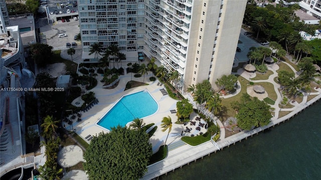 drone / aerial view featuring a city view