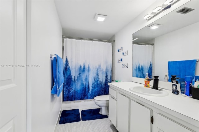 full bathroom with curtained shower, tile patterned flooring, toilet, vanity, and visible vents