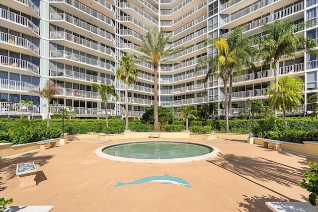 view of swimming pool