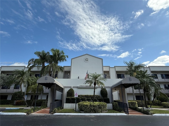 10706 W Clairmont Cir Unit 110, Tamarac, FL 33321 - photo 5