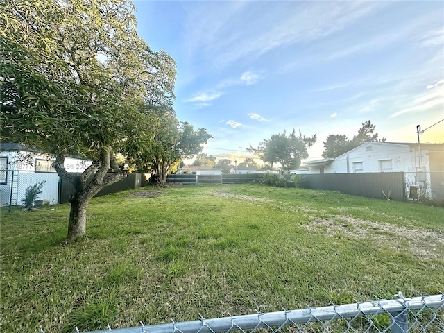 Listing photo 3 for 1350 NW 51st Ter, Miami FL 33142