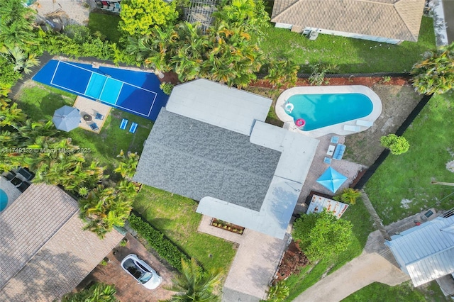 birds eye view of property