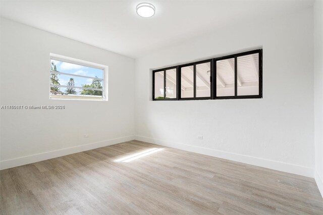 10845 Peachtree Dr, Miami, FL 33161 - photo 20