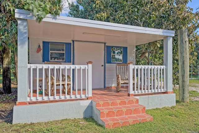 view of outdoor structure featuring a porch