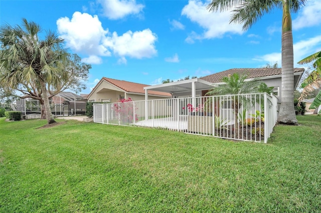 view of yard featuring fence