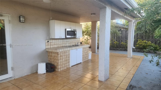 view of patio / terrace with an outdoor kitchen